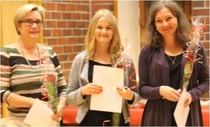 Pikkujouluissa 2014 jaettiin pronssiset ansiomerkit Leena Silfverberg-Issakaiselle (vas.), Maija Virtaselle ja Camilla Fyhrqvist-Kokkoselle.