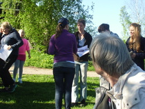 Talkoopassikisan palkintoja jaettiin päättäjäisissä keväällä 2013, kuva Maiju Kaarsalo-Koskela.