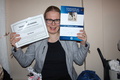 Sari Nurmi palkittiin toukokuun ahkera -stipendillä ja C-merkkisuorituksen todistuksella.